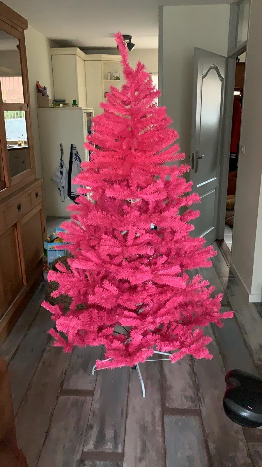 Roze kerstboom met standaard, Ophalen, Zo goed als nieuw