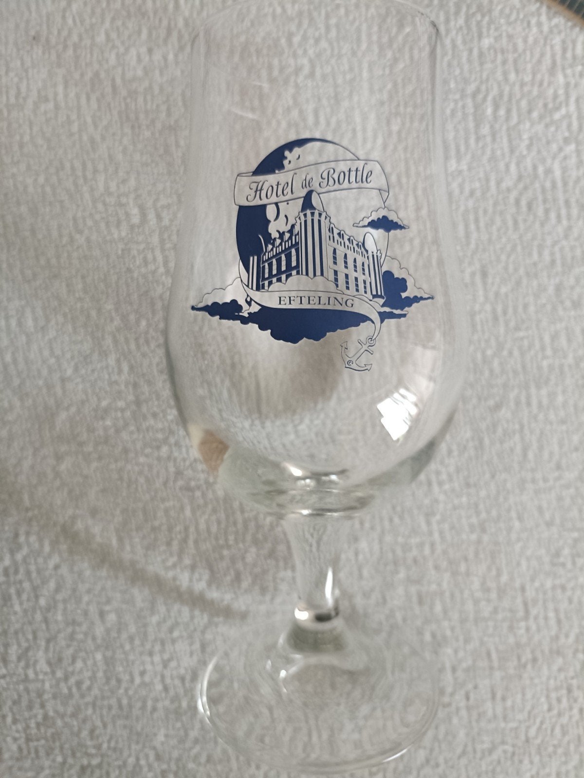 Efteling hotel bier glas, Verzamelen, Efteling, Ophalen of Verzenden