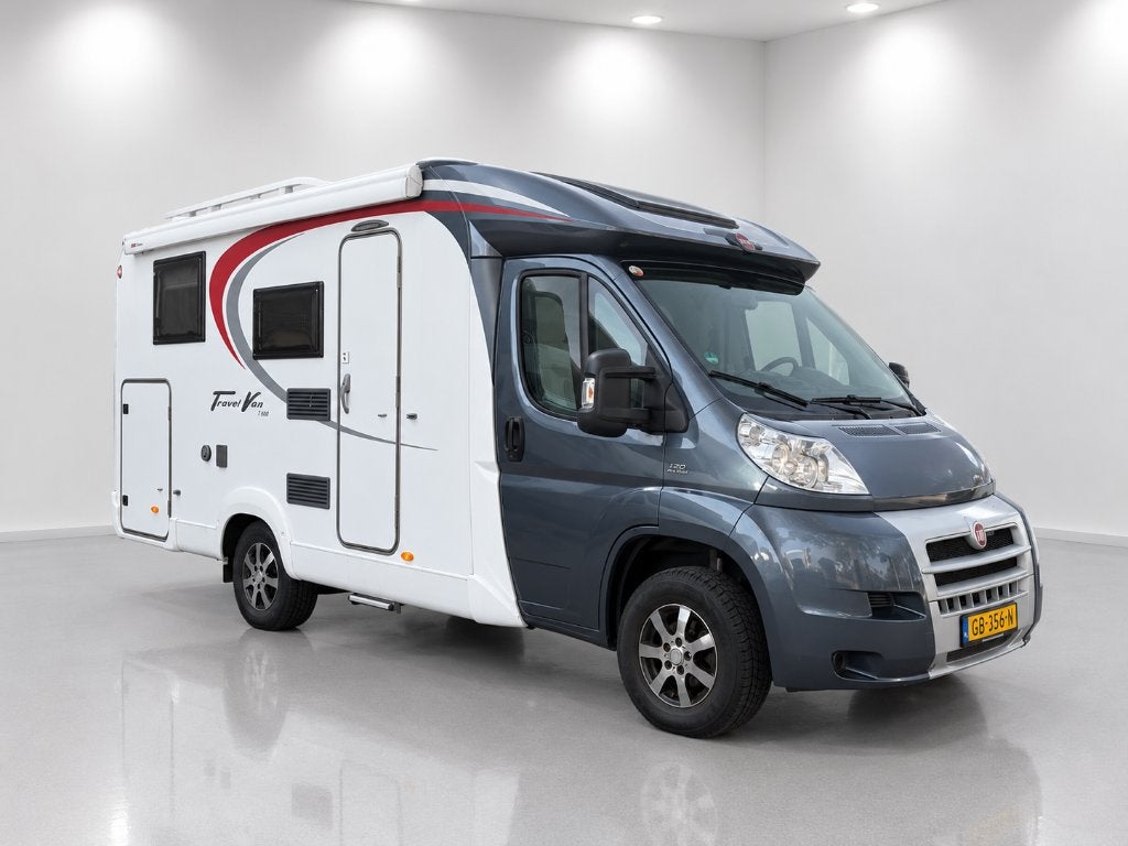 Bürstner Travelvan 628 2014 / Enkele bedden/ Maxxfan /Camera, ESP-stabiliteitscontrole, Standaard zit, 6 tot 7 meter, Bedrijf