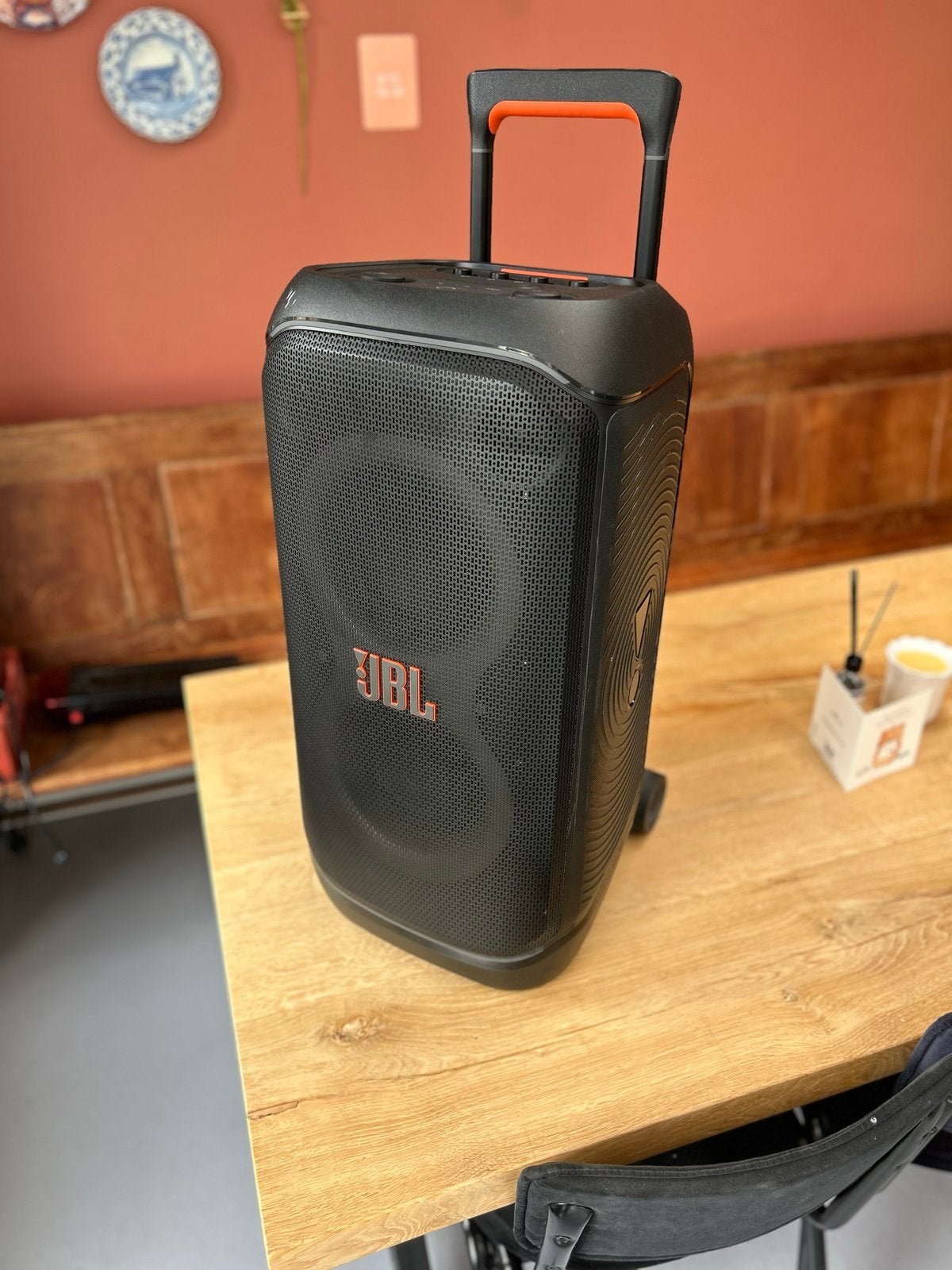 JBL Partybox Stage 320 met oplader en aankoopbon, Ophalen, Gebruikt, JBL, Overige typen