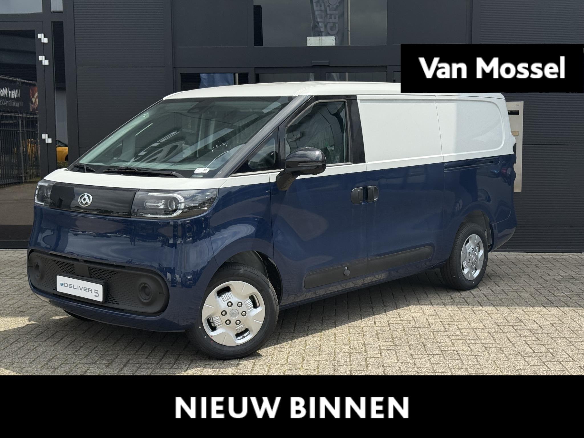 Maxus eDeliver 5 L1H1 64kWh Aut. | Two-Tone | 3-Fase | tot 4, Auto's, Stof, Zwart, Maxus, Nieuw