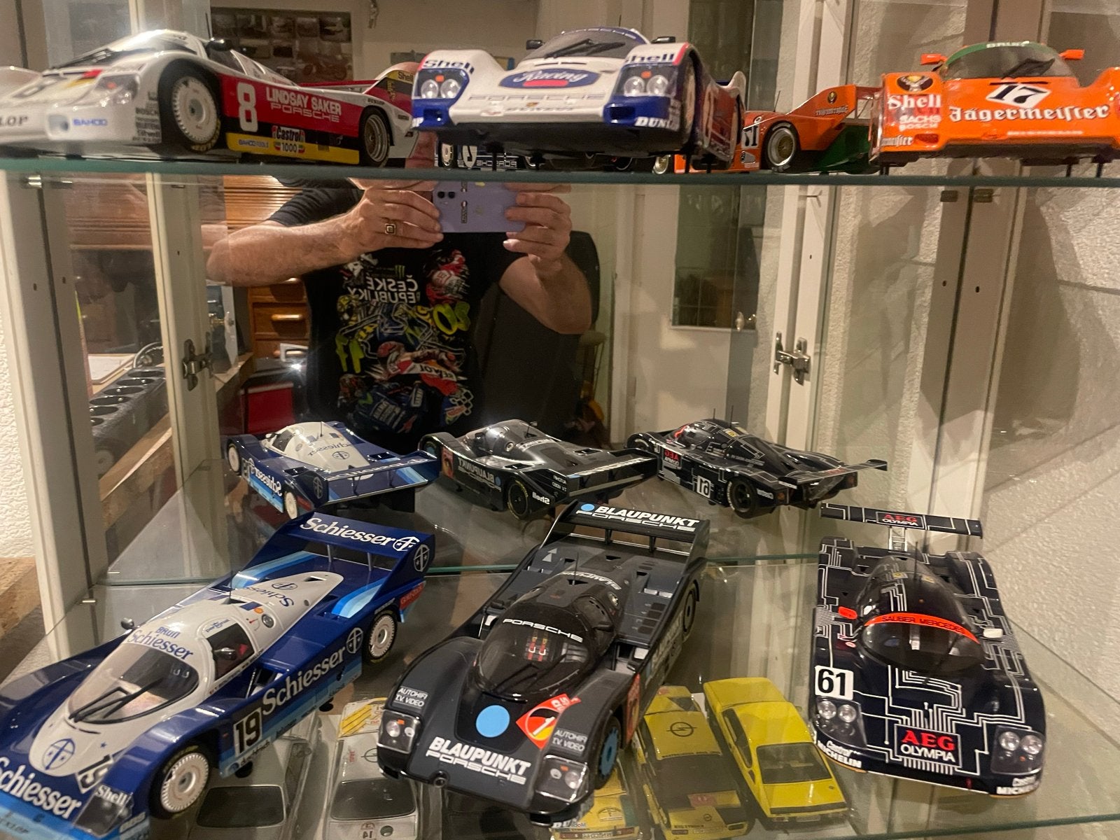 Diverse Le Mans modellen in vitrine - Nieuwstaat, Ophalen of Verzenden, Nieuw