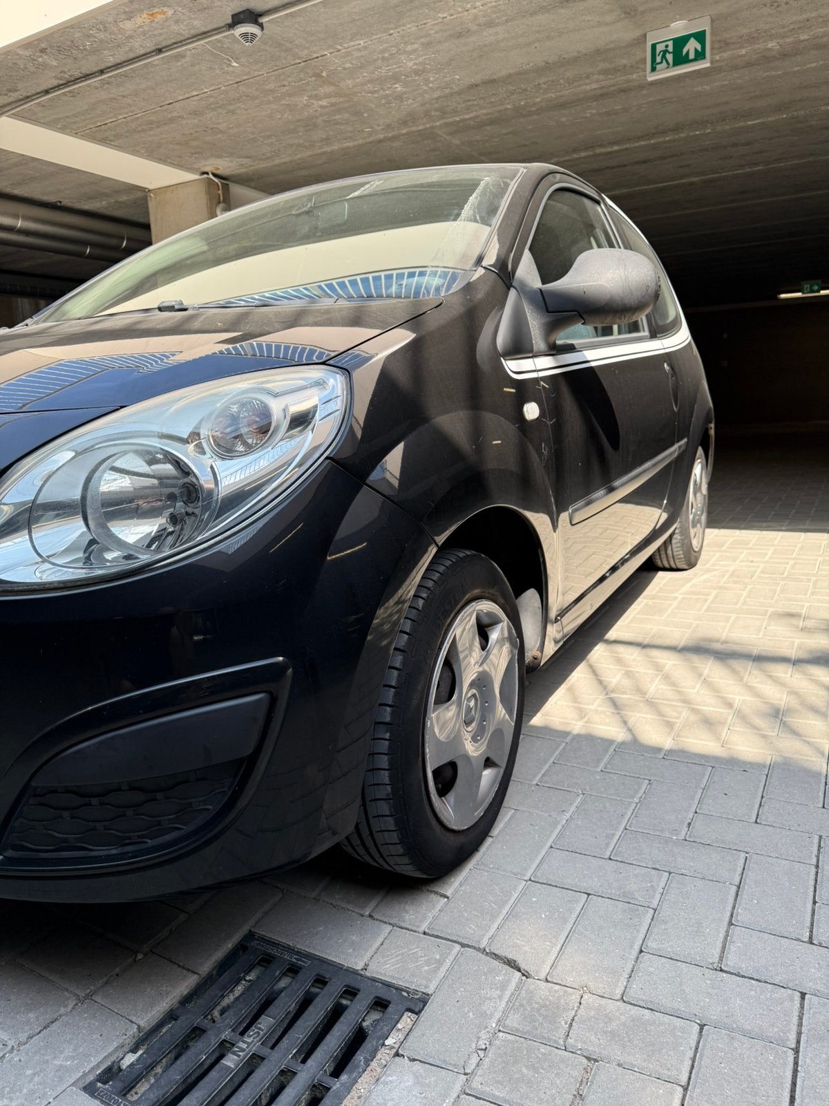 Renault Twingo 1.1 2009 Zwart 140000 km NAP, Auto's, Voorwielaandrijving, Twingo, 31 €/maand, 4 cilinders