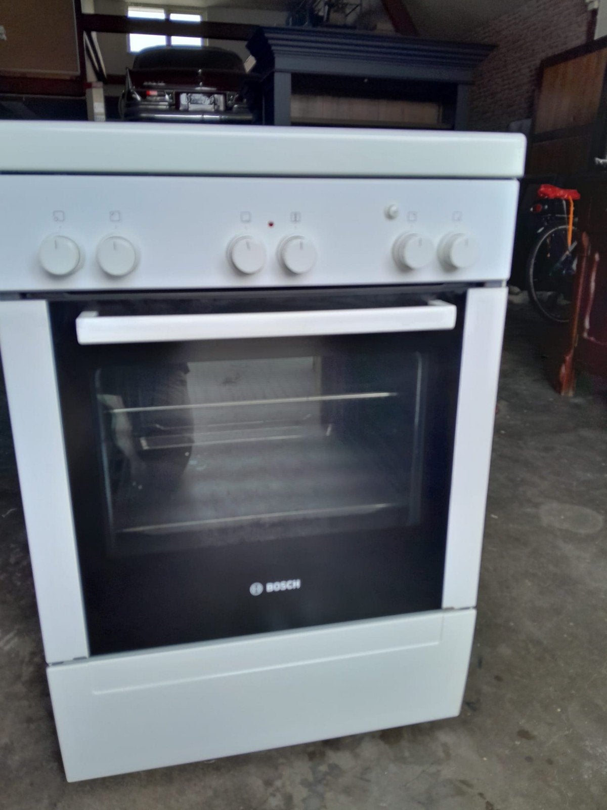 Bosch gasfornuis, Ophalen, Grill, 4 kookzones, Zo goed als nieuw