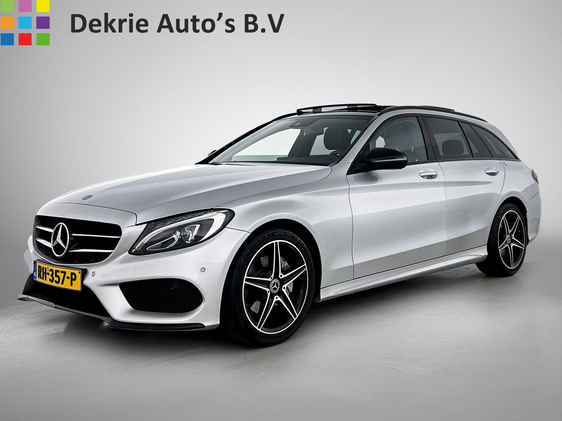 Mercedes-Benz C-Klasse Estate 160 Amg Line / Panoramadak / N, Auto's, Keurmerk '100% Onderhouden', Dealer onderhouden, Achterwielaandrijving