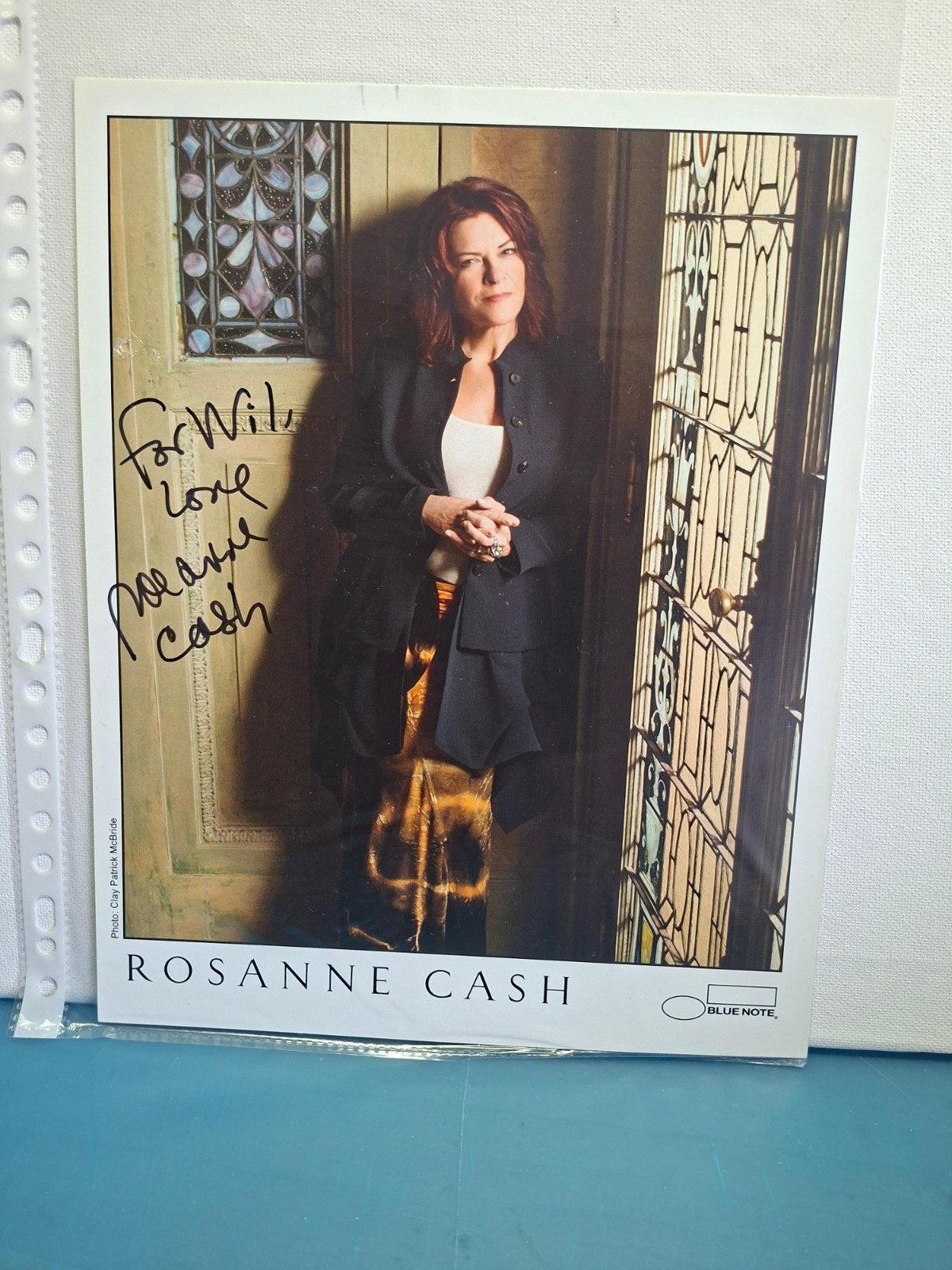 ROSANNE CASH COUNTRY SINGER USA, Verzenden, Nieuw, Foto of Kaart, Gesigneerd
