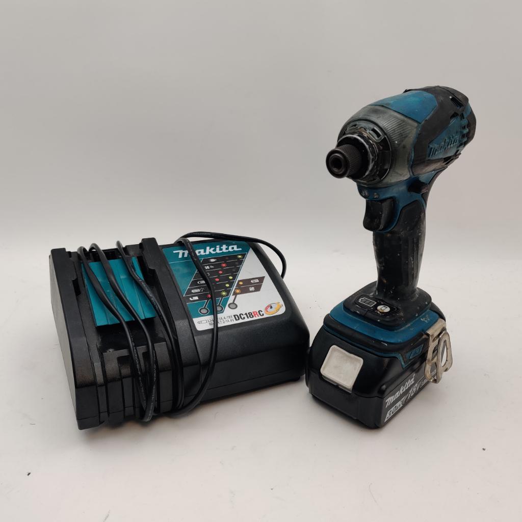 Makita Slagschroevendraaier met 18V accu en lader nu €119.99, Ophalen of Verzenden, M, M, M