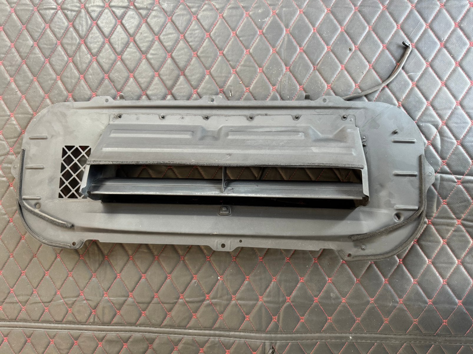 ️ OEM Subaru Bugeye STI Intercooler Scoop Splitter, Subaru, Gebruikt, Voor, Ophalen of Verzenden