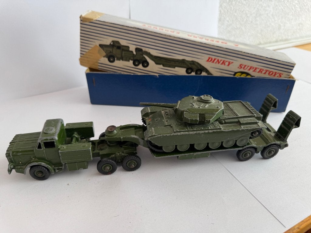 Dinky Supertoys 660 Transporter met 651 Centurion, Ophalen of Verzenden, Gebruikt, Auto, Dinky Toys