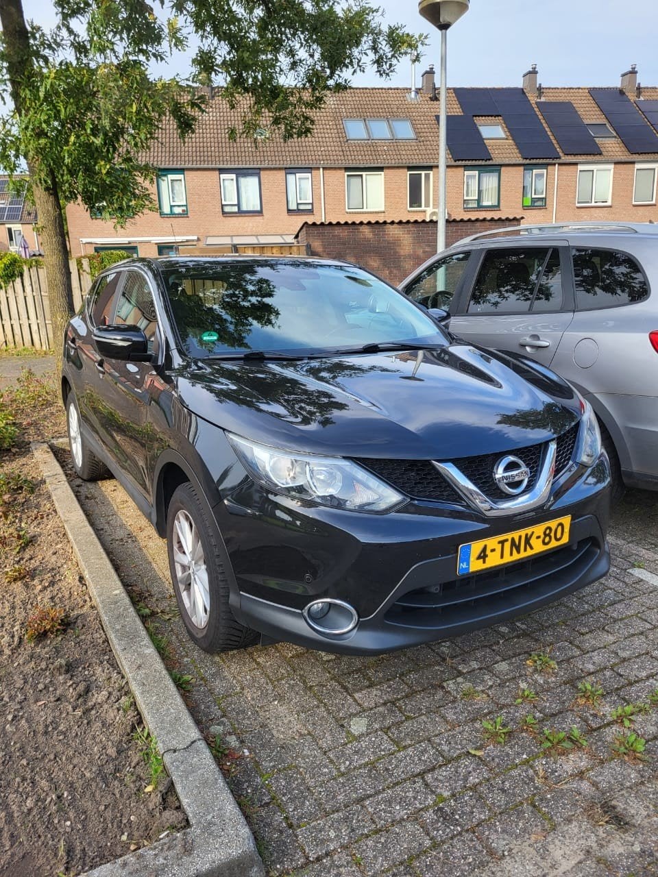 Nissan Qashqai 1.5 DCI 81KW 2WD 2014 Zwart, Auto's, Nissan, Voorwielaandrijving, 1350 kg, 4 cilinders, Zwart