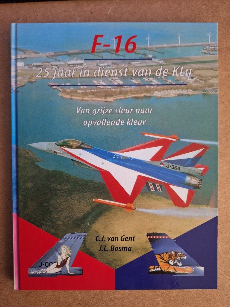 F-16 25 jaar in dienst van de KLu, Ophalen of Verzenden, 1945 tot heden, Gelezen, Luchtmacht