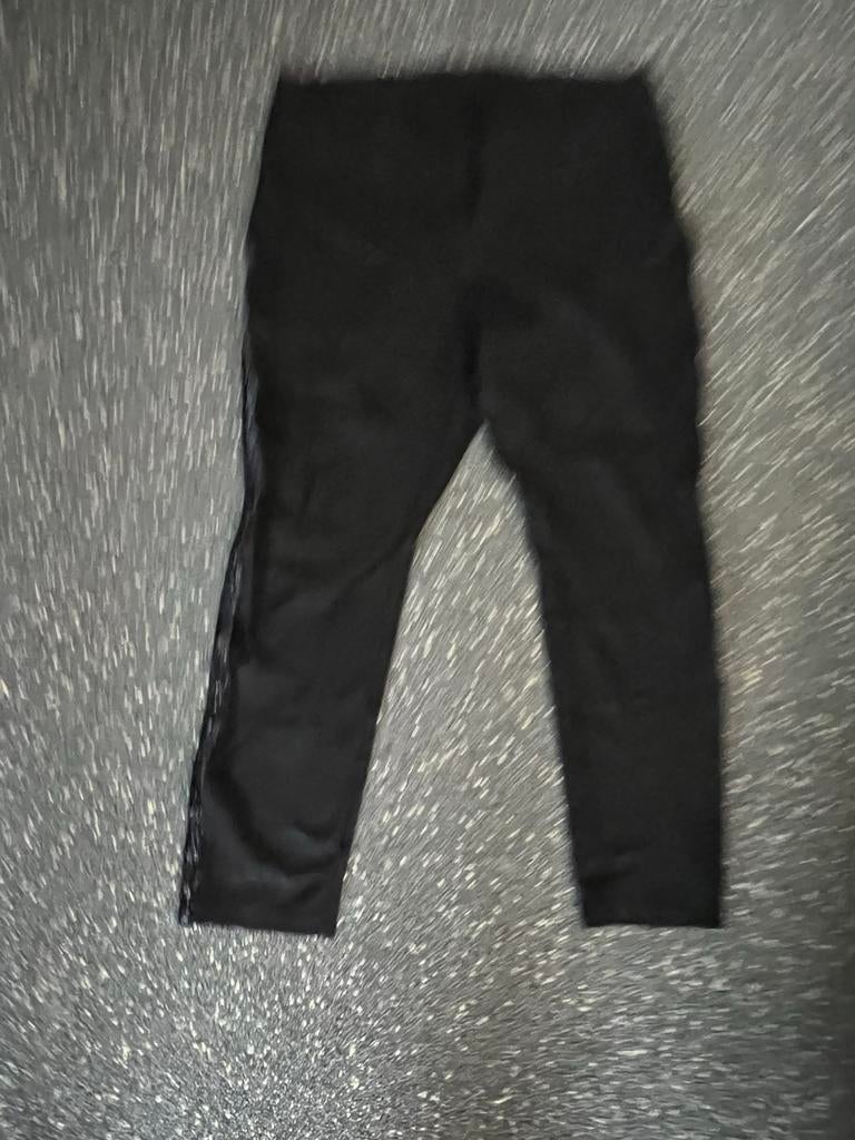 Yesta zwarte broek met glitter maat 46/48, Ophalen of Verzenden, Zo goed als nieuw, Zwart, Broek of Spijkerbroek