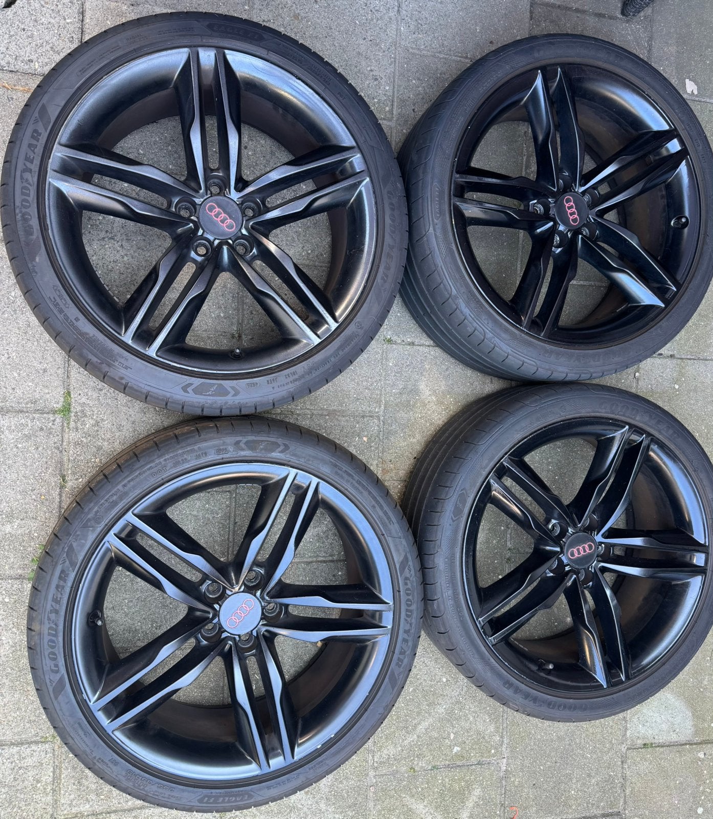 Audi rs velgen 19 inch 5 x 112 + goodyear zomerbanden, Ophalen, Gebruikt, Audi