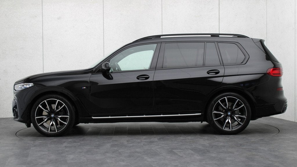 BMW X7 xDrive40i High Executive M-Sport | Sky Lounge | Massa, 12 maanden, Gebruikt, 334 pk, 7 stoelen