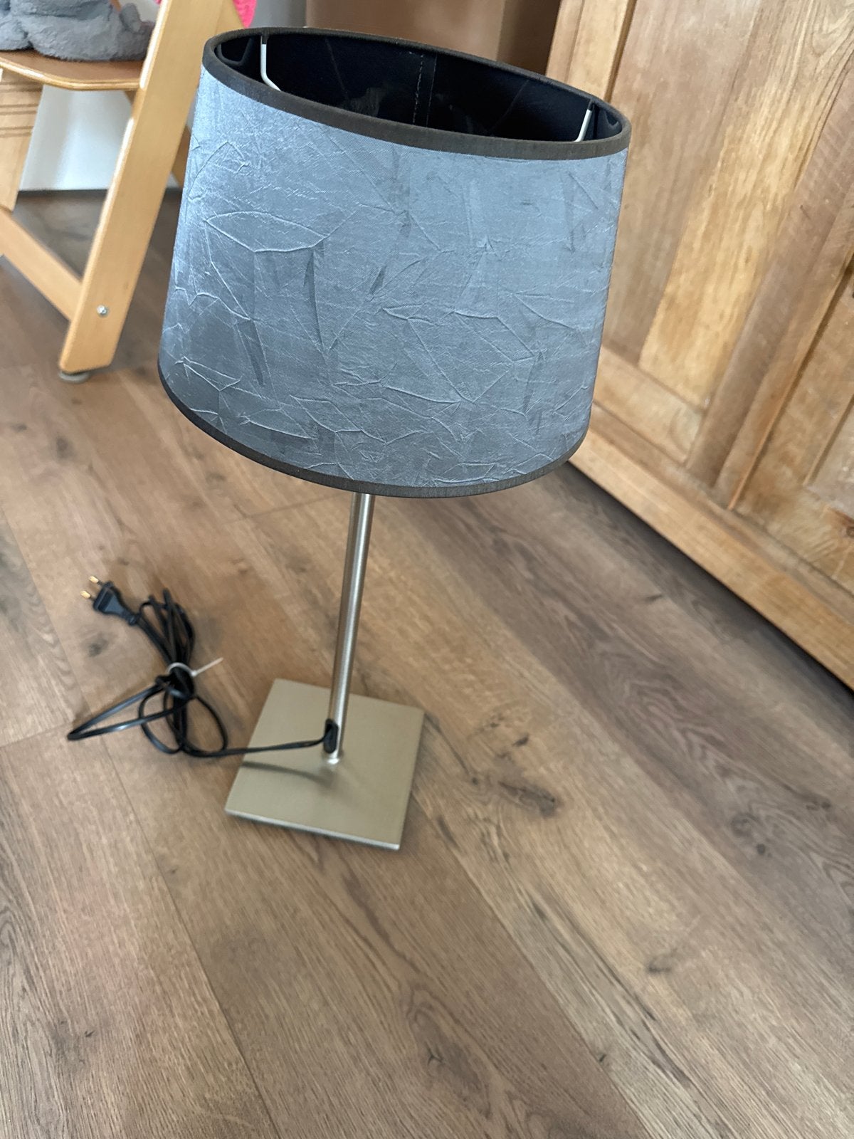 Moderne tafellamp met grijze kap, Ophalen, Gebruikt, Sfeerlamp, Grijs