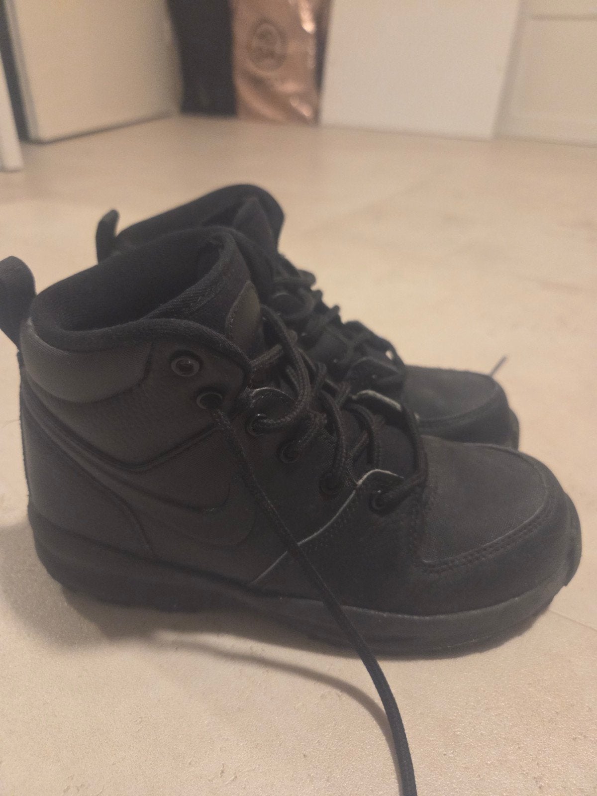 Nike boots maat 34 zo goed als nieuw, Jongen of Meisje, Ophalen of Verzenden, Nike, Laarzen