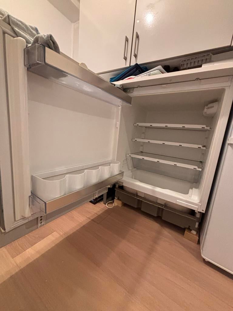 Oude inbouw koelkast - Ideaal voor feestjes/BBQ, Witgoed en Apparatuur, Koelkasten en IJskasten, 100 tot 150 liter, 45 tot 60 cm