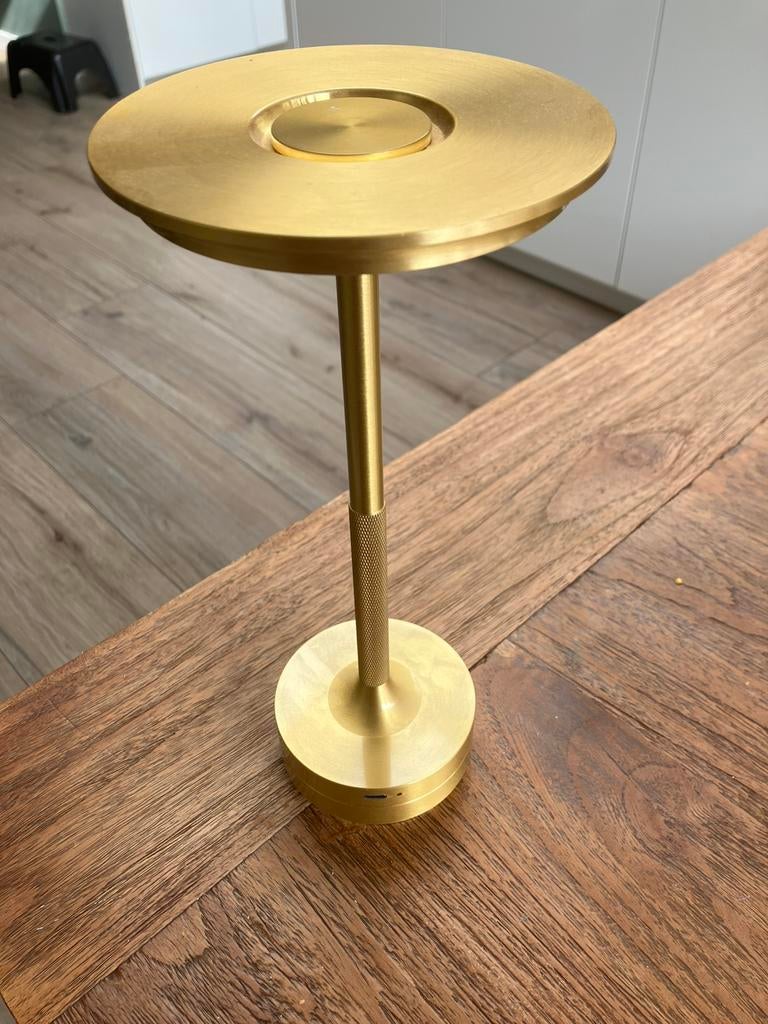 Te koop tafellamp draadloos, Ophalen of Verzenden, Zo goed als nieuw