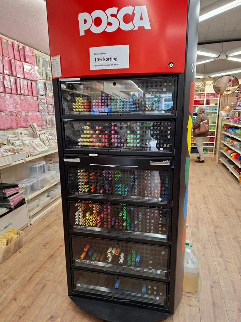 Posca kast, leeg, Hobby en Vrije tijd, Tekenen, Ophalen, Zo goed als nieuw