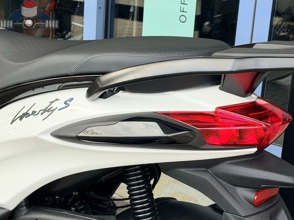 Nieuwe Piaggio Liberty Sport 50 Bianco Luna 4t iget 2026, PIAGGIO, Onbekend, Onbekend