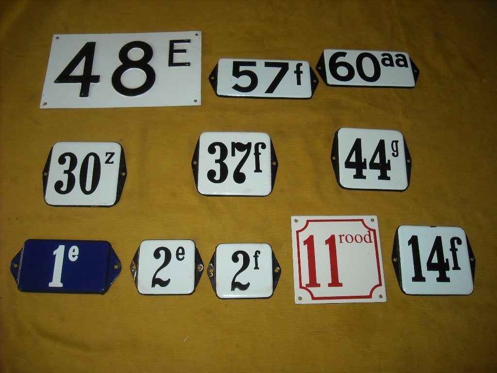 oud huisnummer 1e 2e 2f 11 rood 14f 30z 37f 44g 48e 57f 60aa, Ophalen of Verzenden