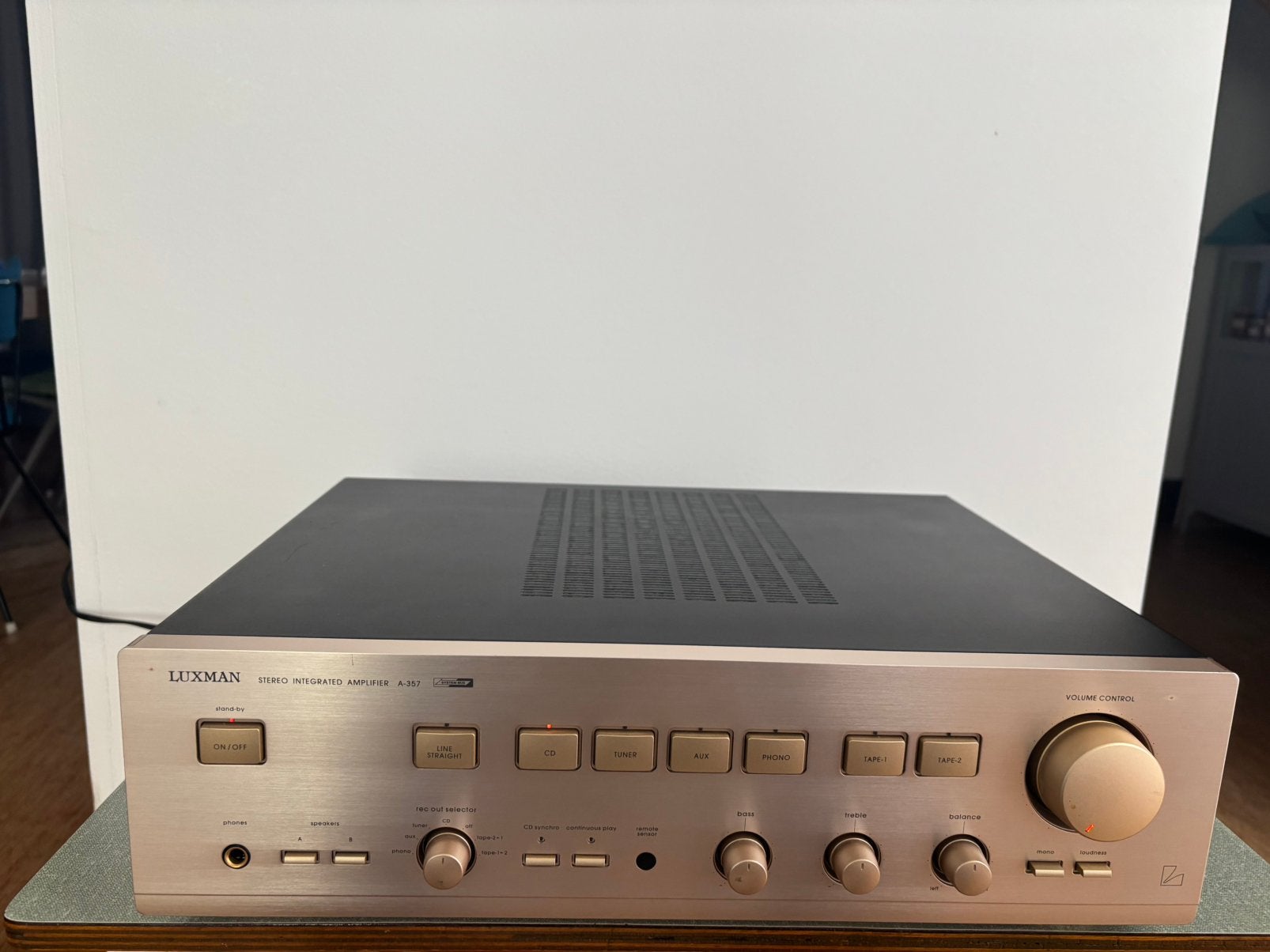 Te koop : Luxman A 357 versterker goed werkend nette staat., Ophalen, Zo goed als nieuw, Overige merken