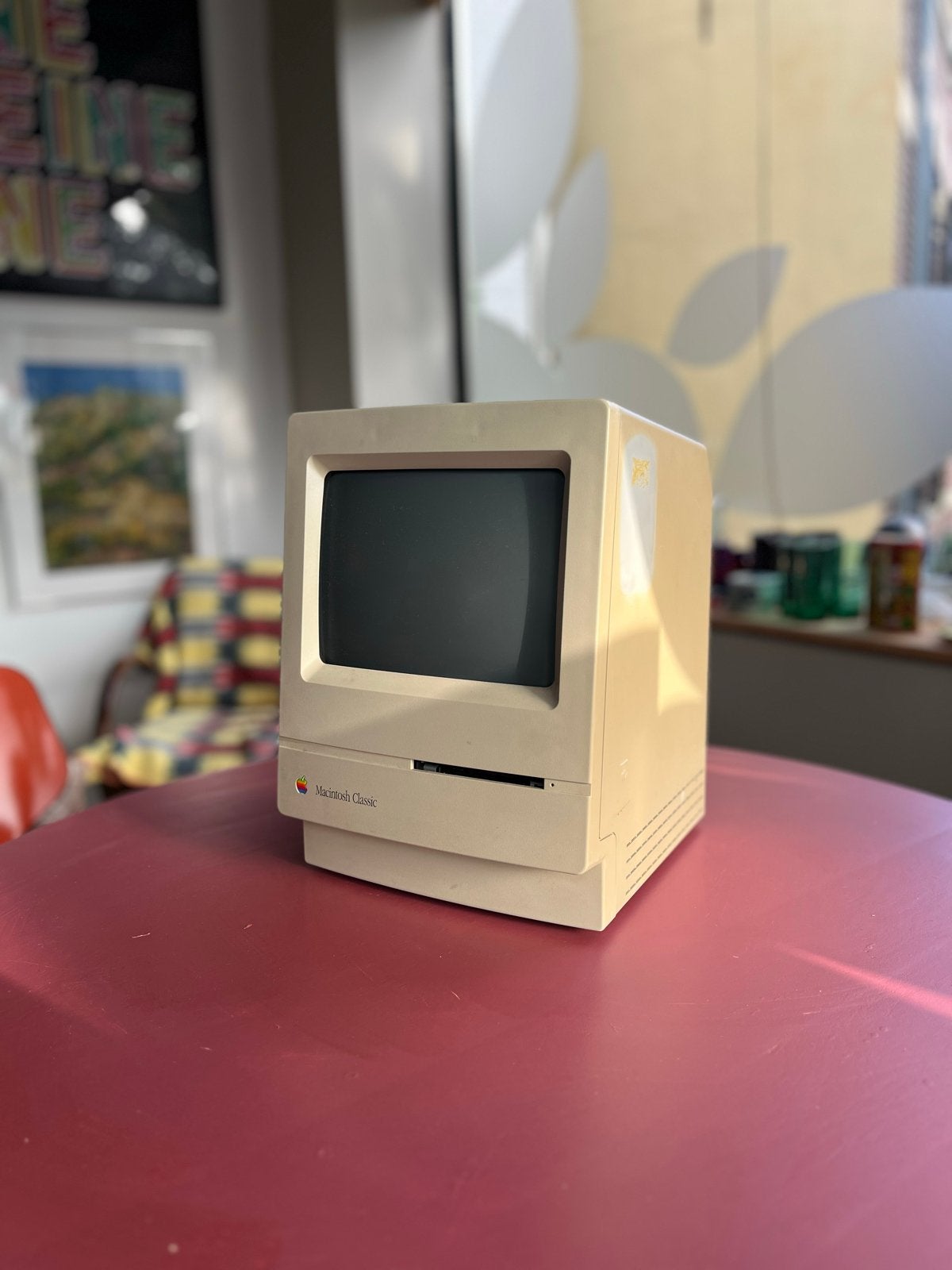 Vintage Apple Macintosh Classic M0420 met toetsenbord en mui, Computers en Software, Ophalen, Apple, Info@apple.com, Apple.nl