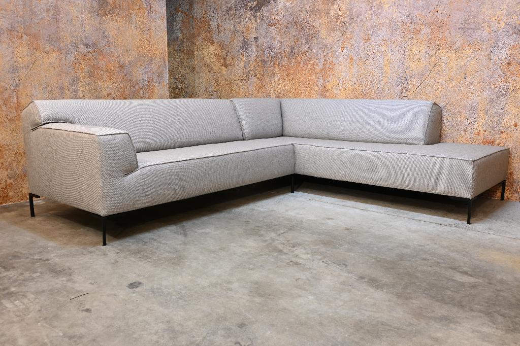NIEUWbeklede Design on Stock Bloq hoekbank met dormeuse