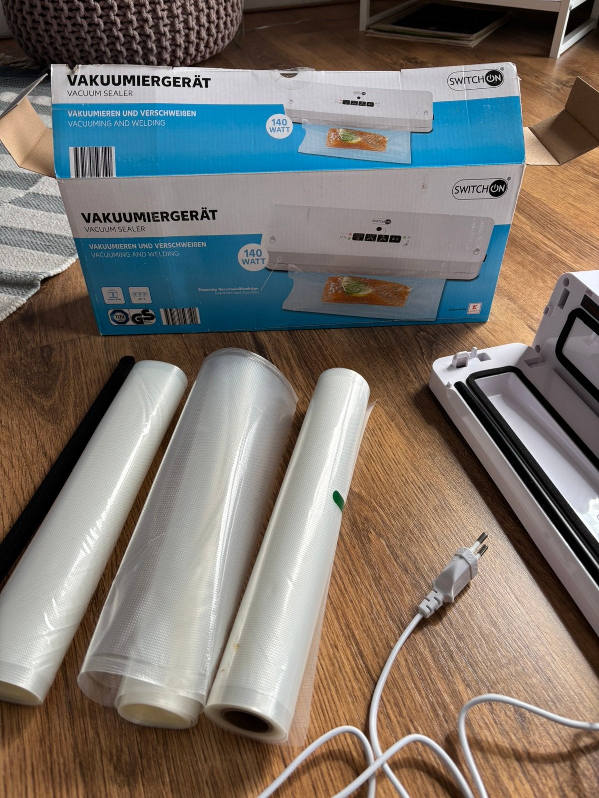 Vacumeerapparaat Switch On – folierollen en afdichtring, Overige typen, Ophalen of Verzenden, Zo goed als nieuw, Wit