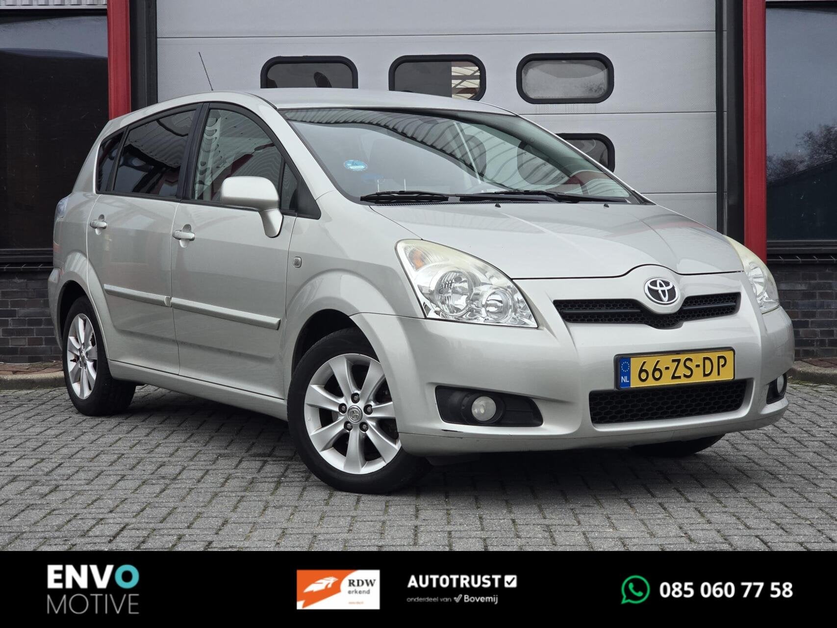 Toyota Corolla Verso 1.8 VVT-i Luna Clima/Cruise/Navi/Trekh., Auto's, Verwarmde buitenspiegels, Gebruikt, Zwart, 4 cilinders