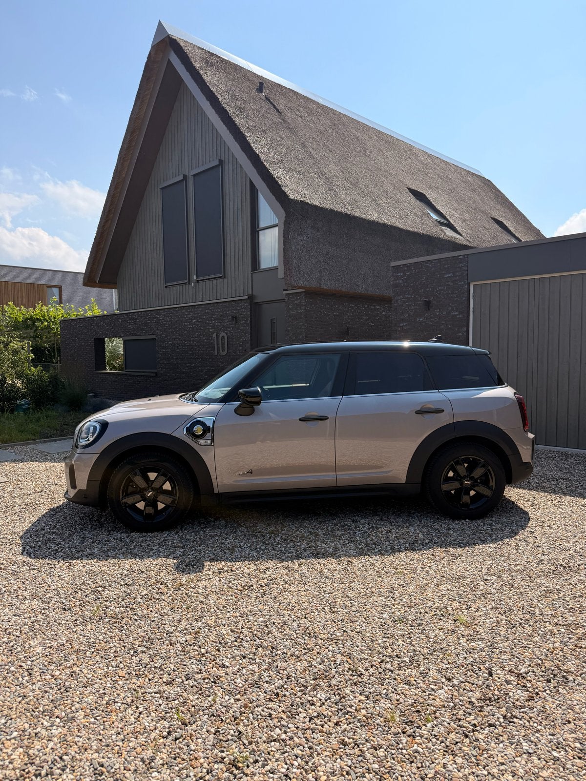 Foto 7 van Mini Countryman Cooper SE ALL4 (F60) - pano - leder - camera