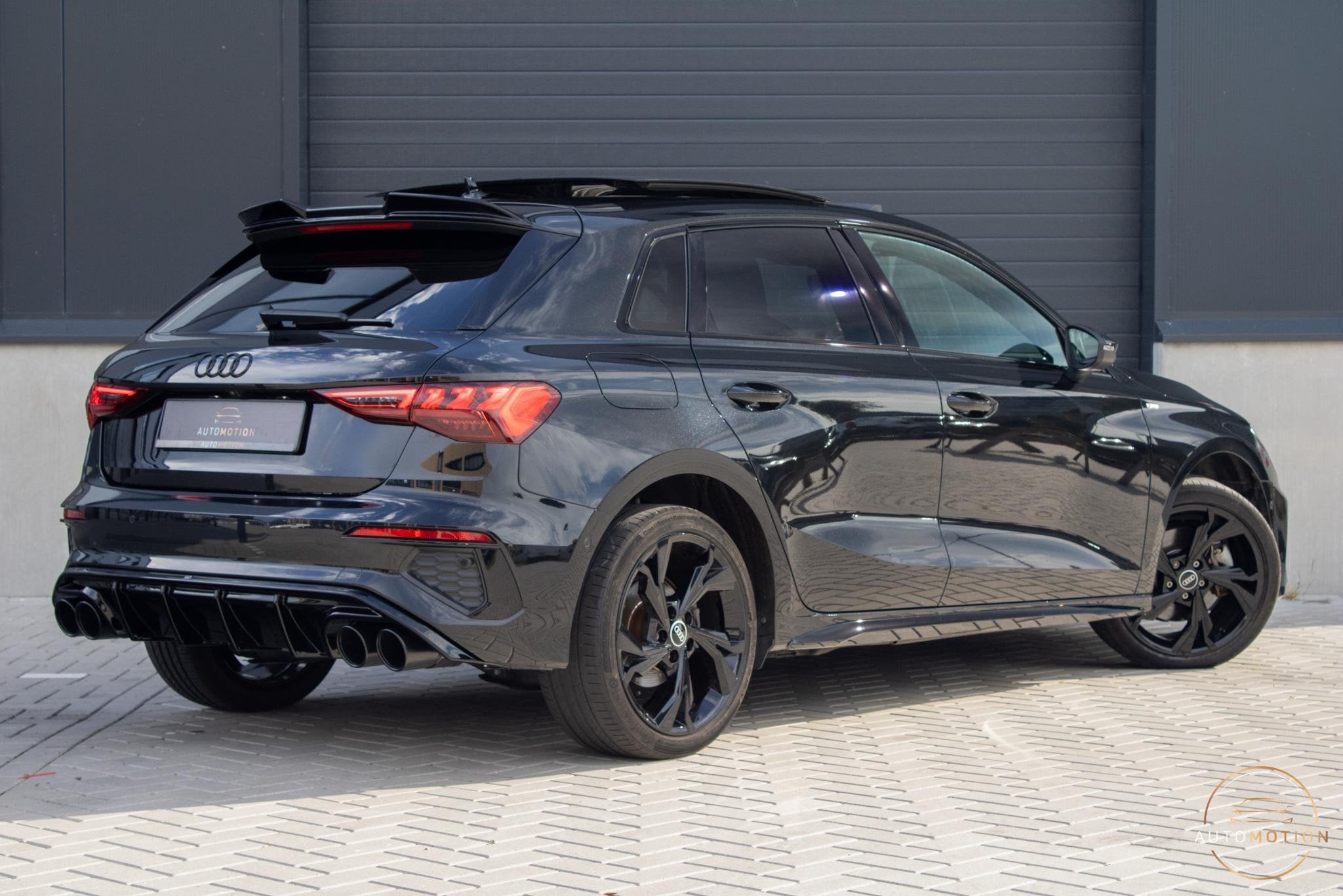 Audi A3 Sportback 40 TFSIe S line RS Bekleding MATRIX PANO M, Auto's, Dealer onderhouden, Stof, Gebruikt, 4 cilinders