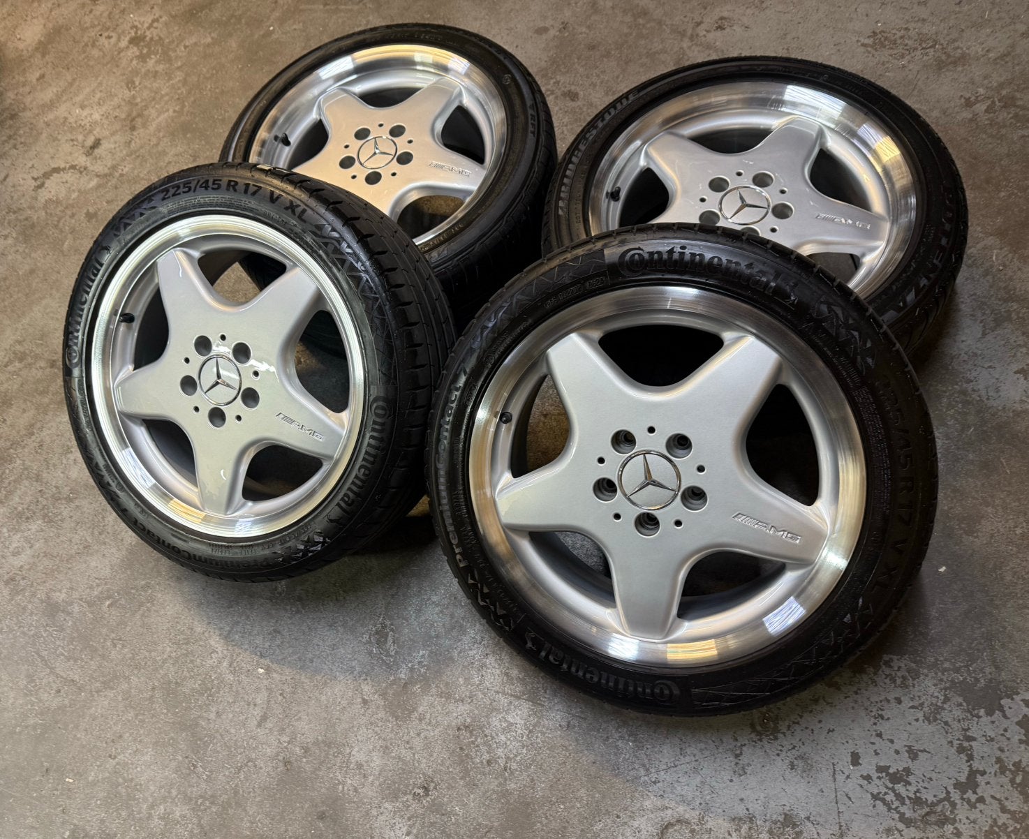 ✅ 17 inch OEM AMG Monoblock velgen 5x112 W124 W201 W209 W202, Auto-onderdelen, Banden en Velgen, Gebruikt, Banden en Velgen, 17 inch