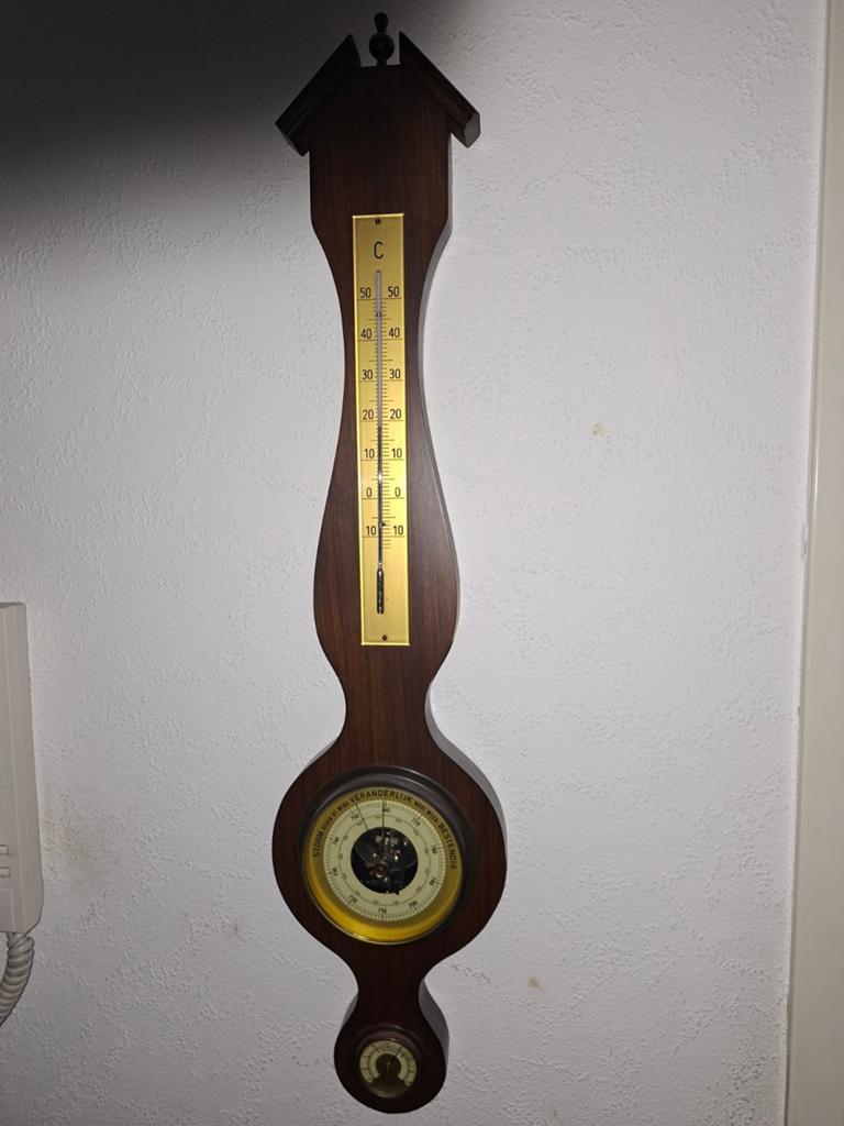 Weerstation, Ophalen