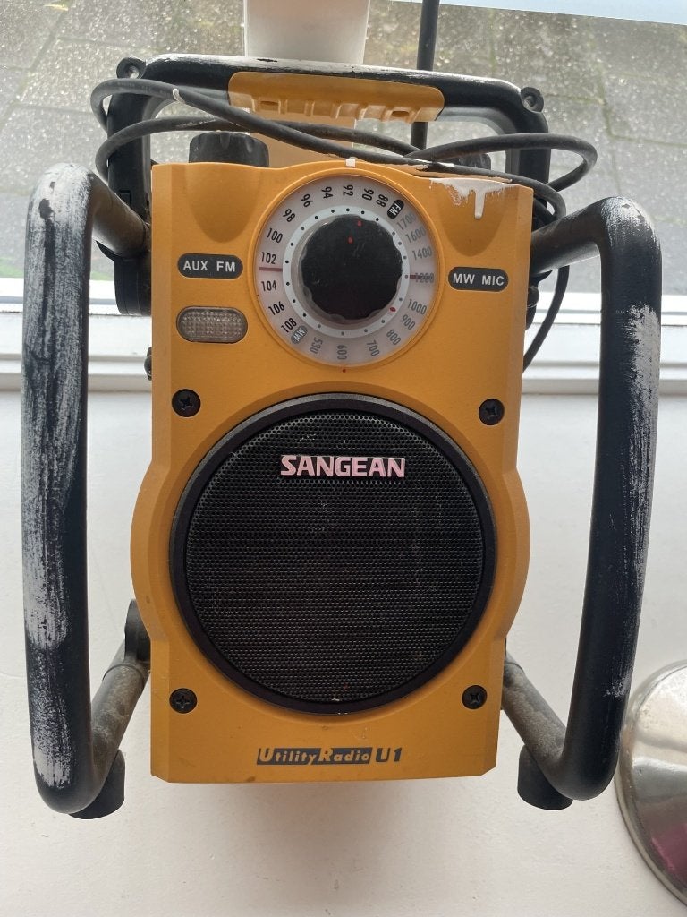 Sangean bouwradio niet nieuw/ speelt 100%!., Ophalen, Gebruikt, Bouwradio