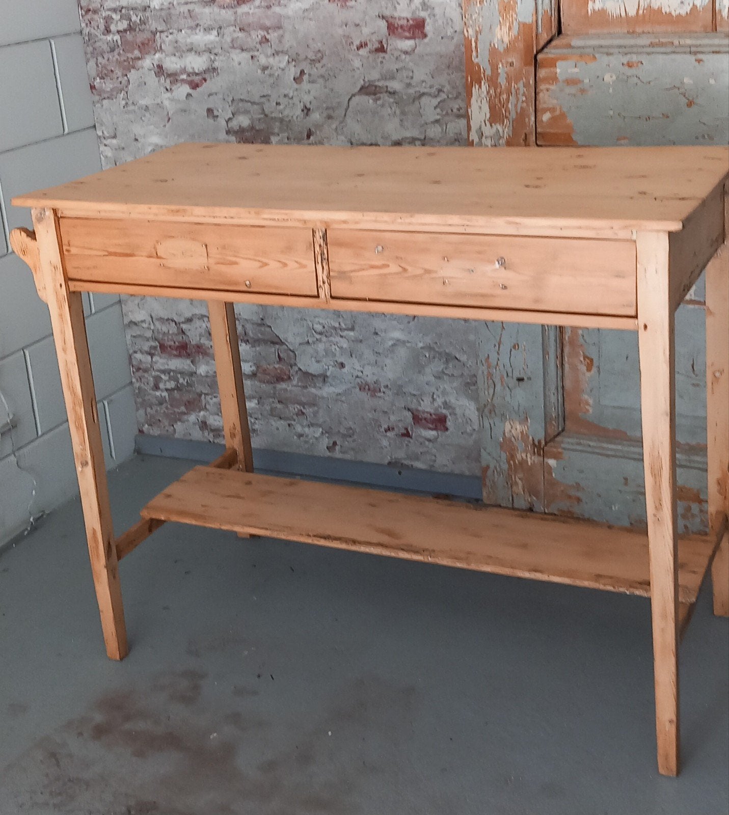 Vintage bijzettafel/tekentafel - blank geschuurd en gelakt, Antiek en Kunst, Ophalen
