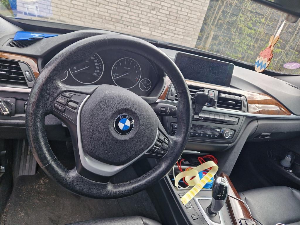 BMW 3-Serie GT 320I Aut8 2013 Bruin, Auto's, BMW, Achterwielaandrijving, Zwart, 4 cilinders, Leder