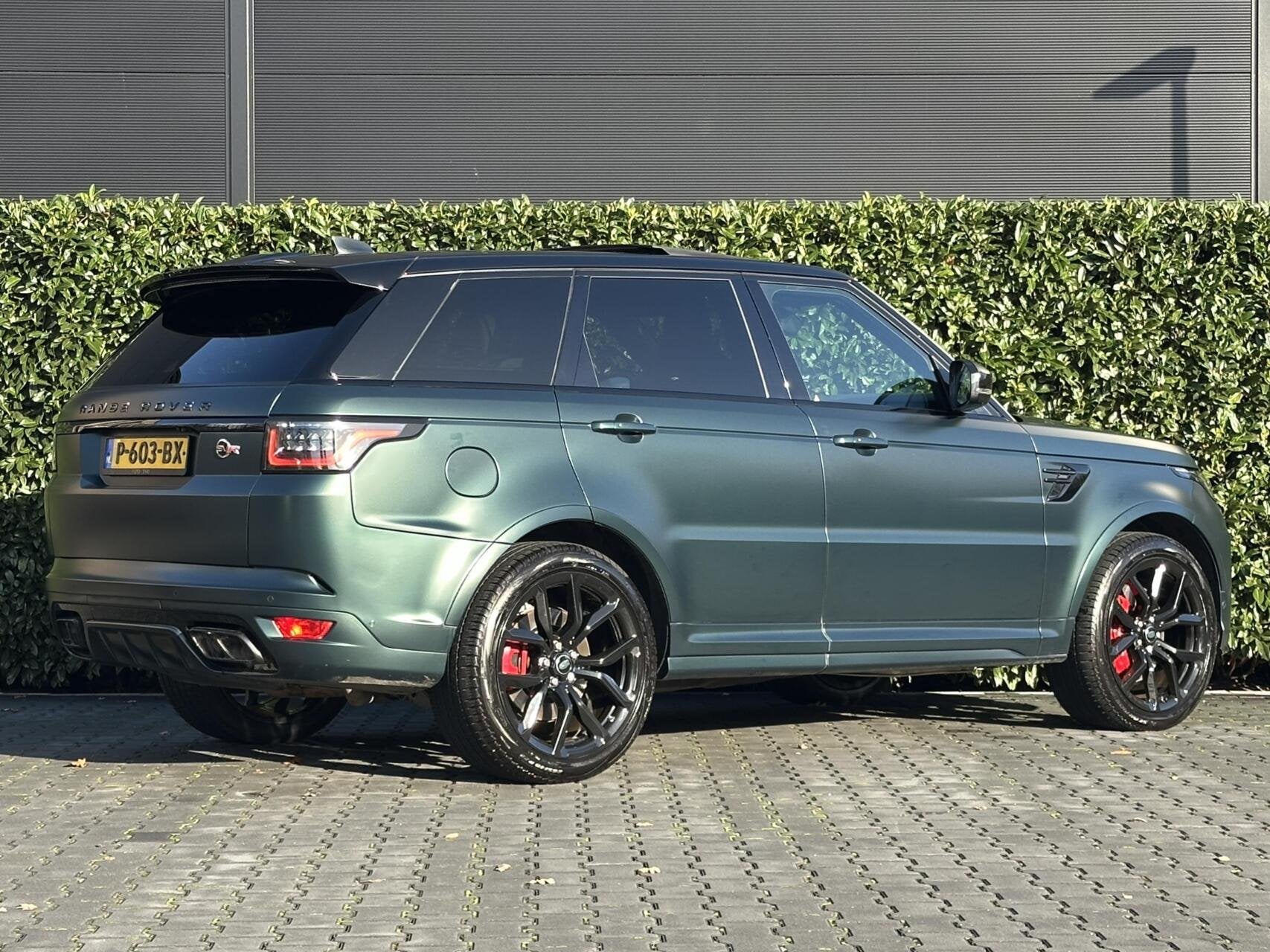 Land Rover Range Rover Sport P575 SVR Carbon Edition, SV BES, Automaat, 3000 kg, Leder, Bedrijf