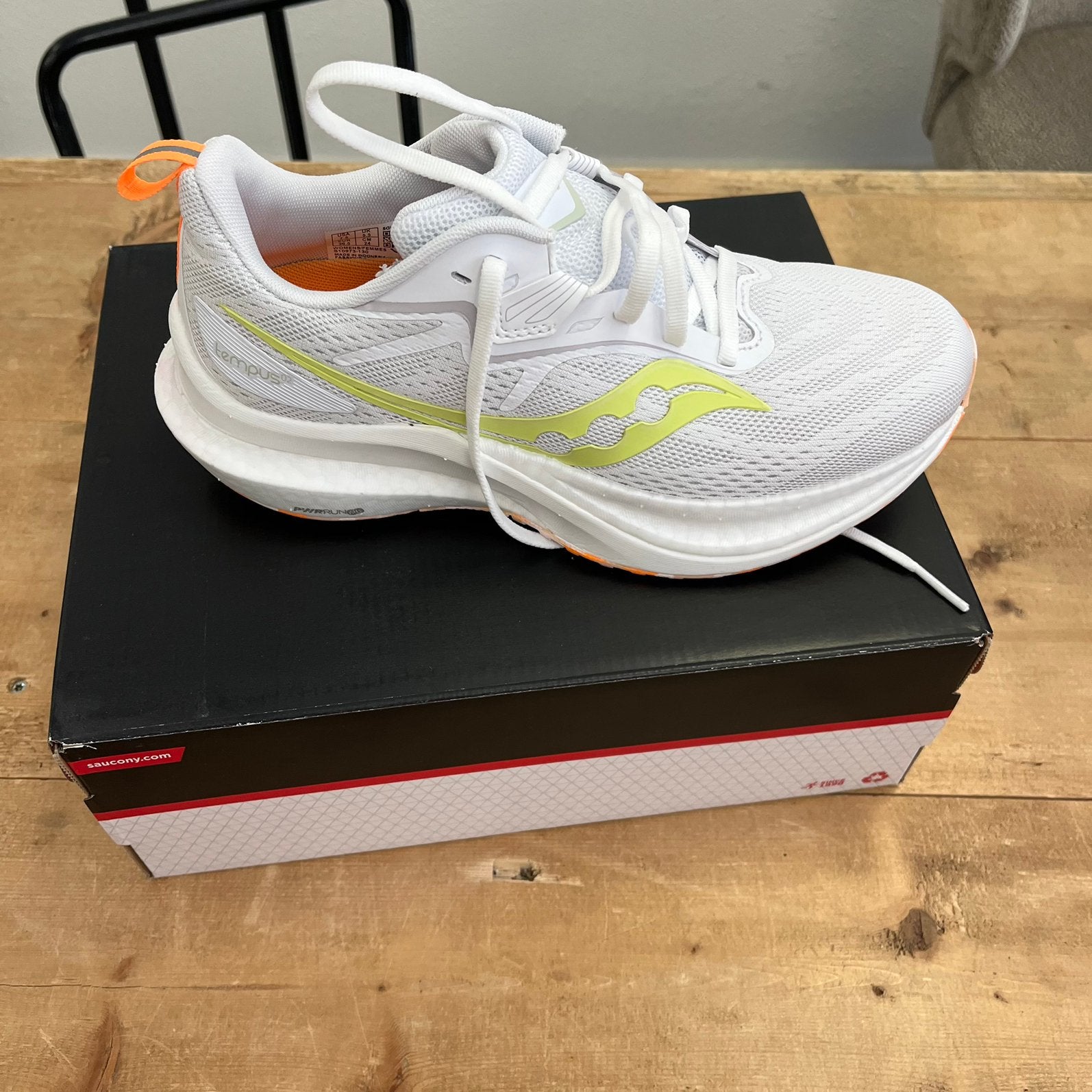 Saucony W Tempus 2 / 38,5, Hardloopschoenen, Nieuw, Hardlopen, Saucony