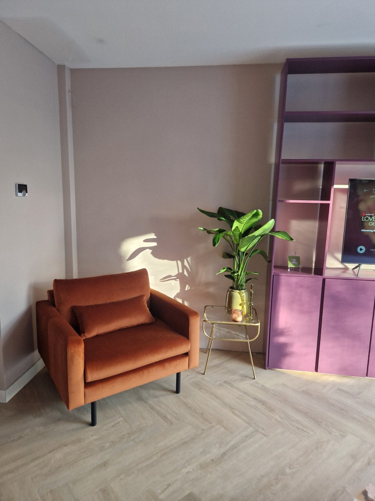 Zo goed als nieuwe fauteuil van Wehkamp - NOU Living Adam, Huis en Inrichting, Ophalen, Overige kleuren, Zo goed als nieuw, Eén