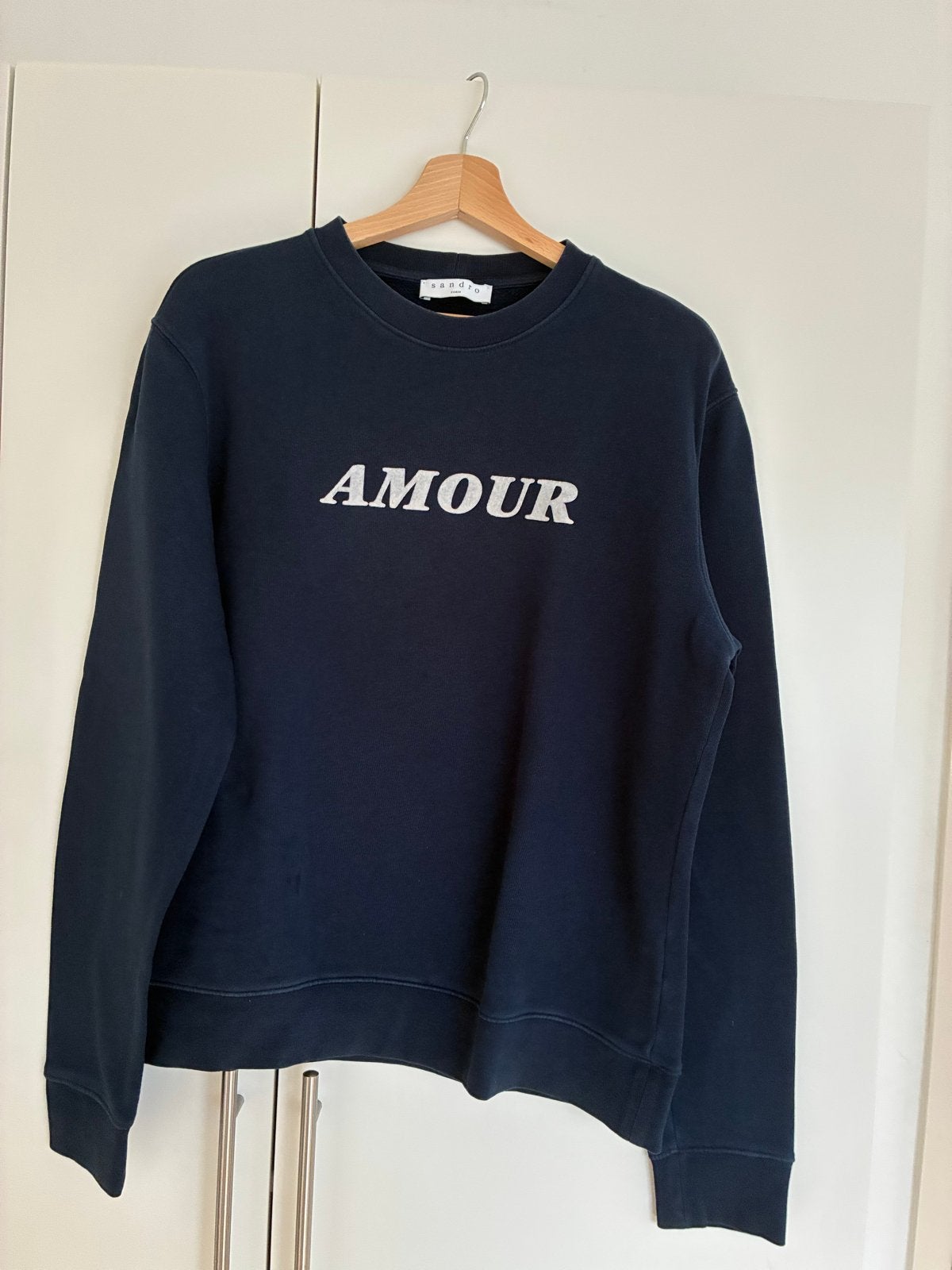 Sandro Paris Amour sweater - Maat M, Kleding | Heren, Ophalen of Verzenden, Zo goed als nieuw, Maat 48/50 (M), Blauw