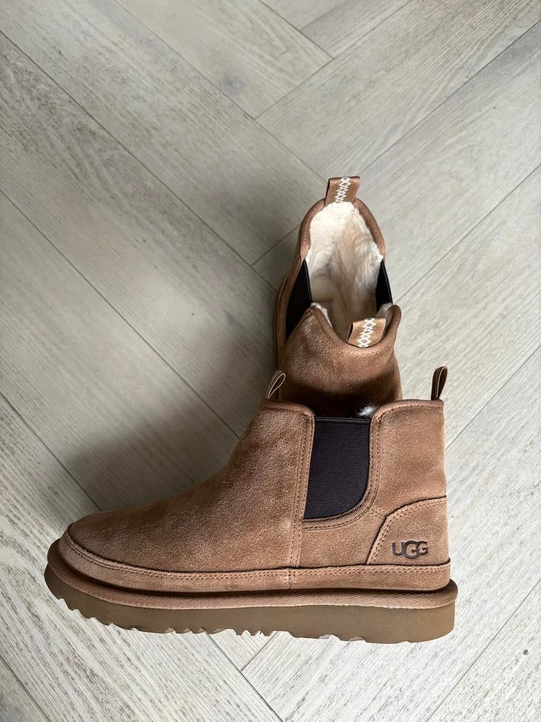 Nieuwe Ugg maat 38 - K Neumel Chelsea, Kleding | Dames, Schoenen, Bruin, Lage of Enkellaarzen, Nieuw, Ophalen of Verzenden