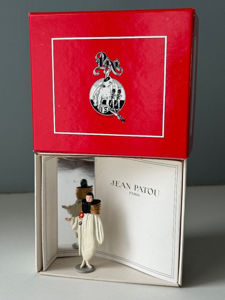 Jean Patou 1922 - pixi mode - Haute Couture, Verzamelen, Ophalen of Verzenden, Kuifje, Zo goed als nieuw, Beeldje of Figuurtje