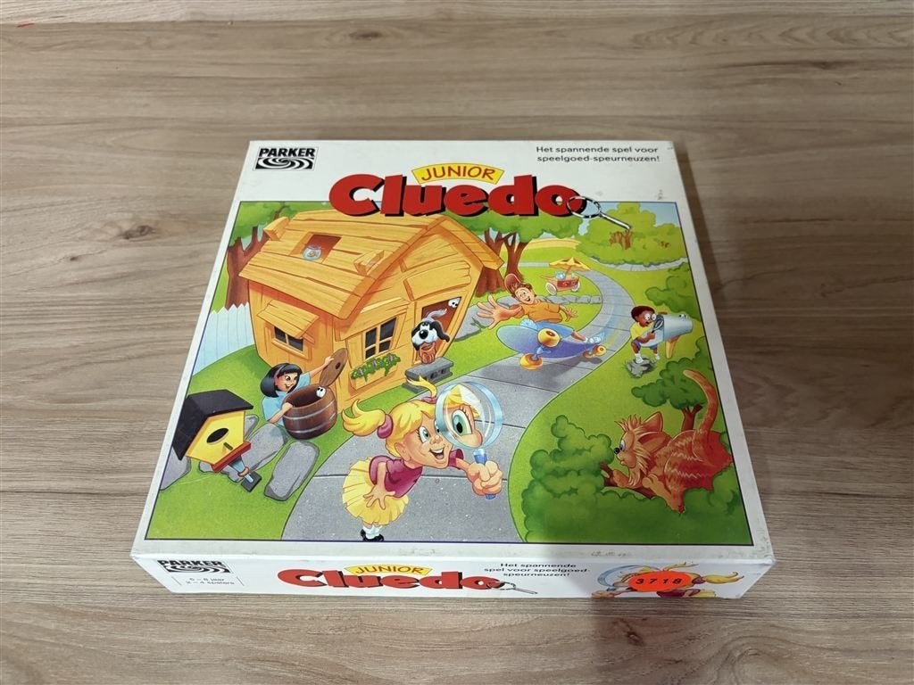 Cluedo junior parker vierkante doos [3718], Verzenden, Zo goed als nieuw