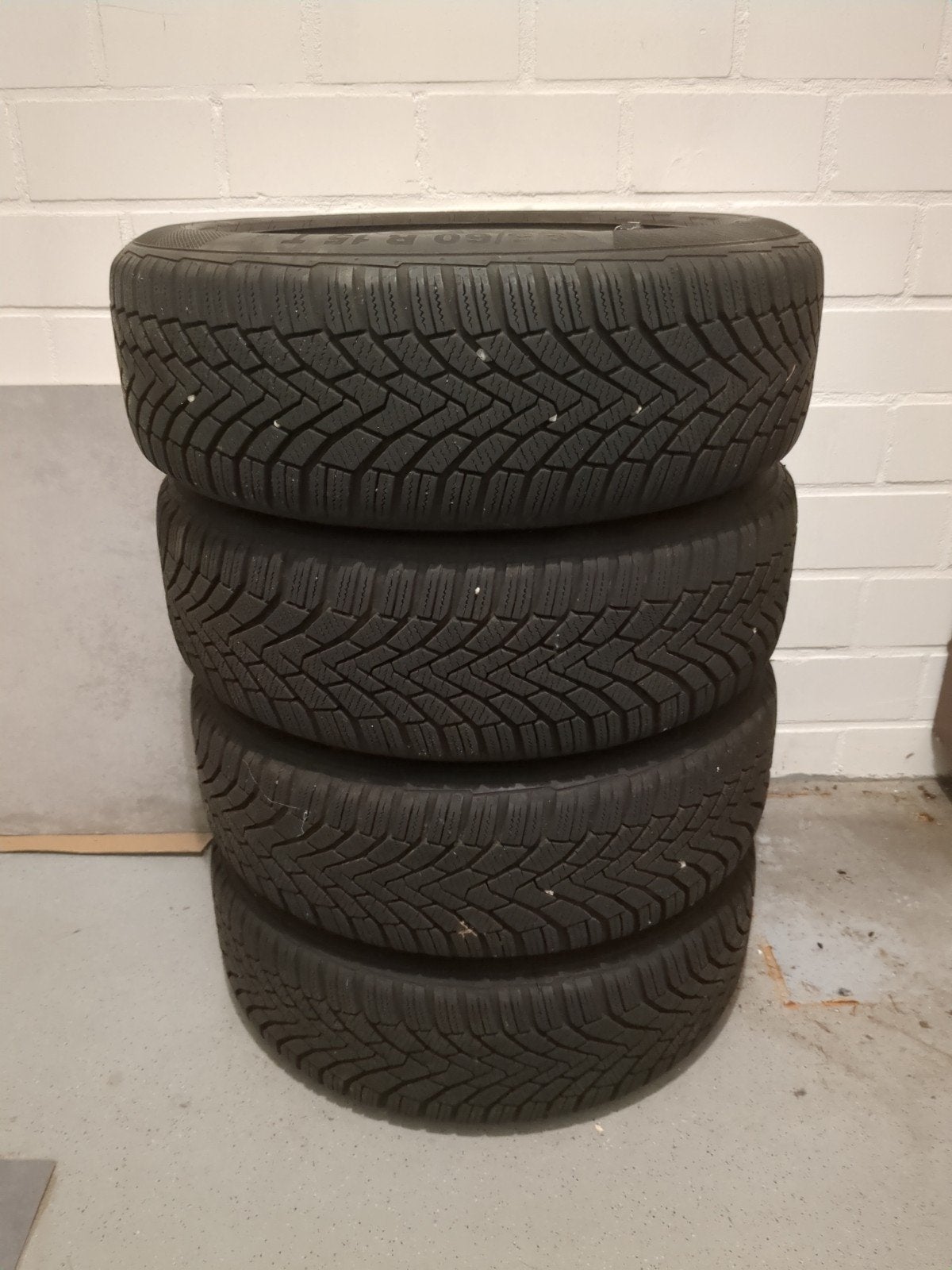 Continental winterbanden voor Polo zgan, Auto-onderdelen, Gebruikt, 15 inch, Banden en Velgen, Personenwagen