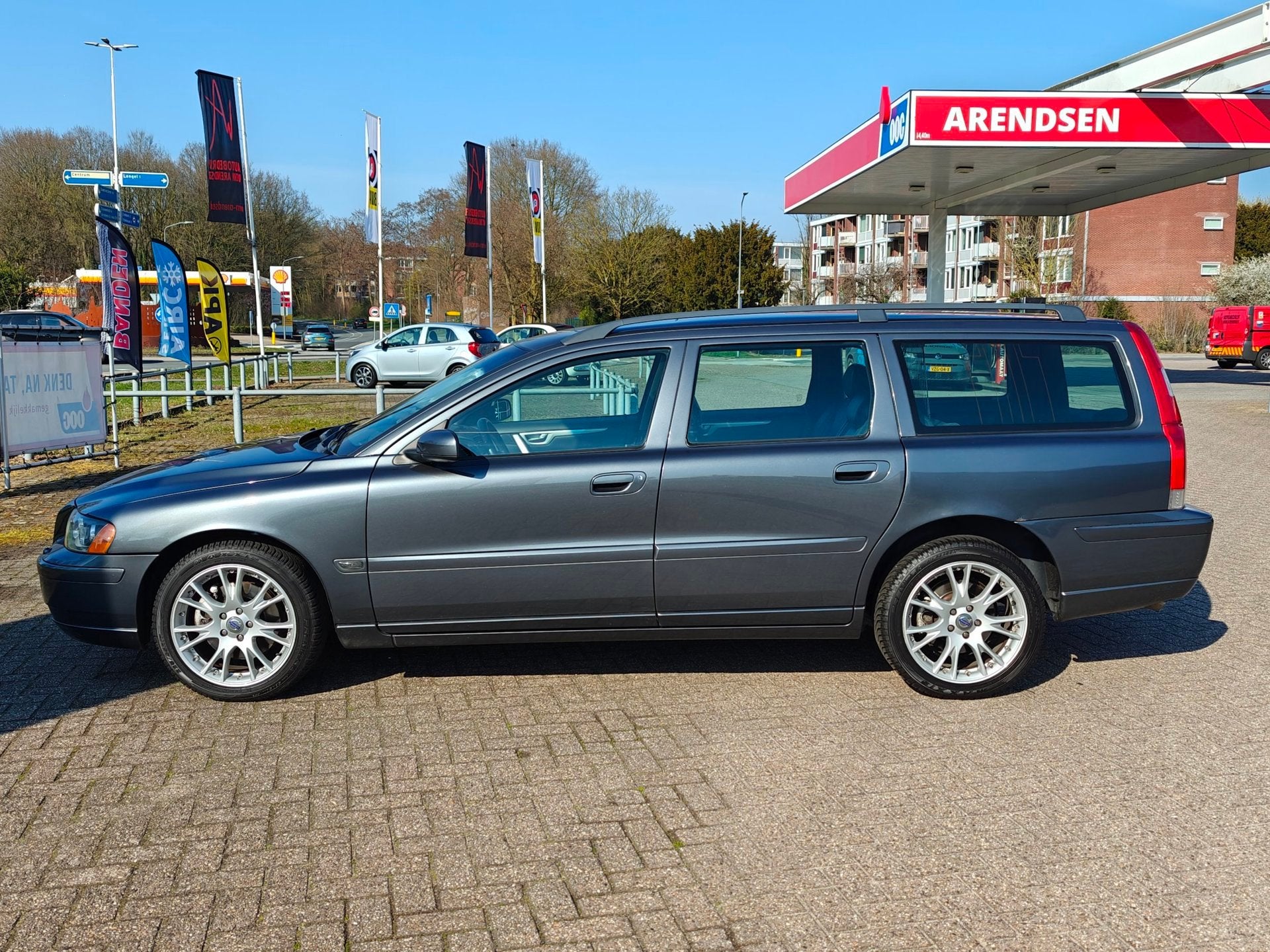 Volvo V70 2.5T AWD Kinetic | Automaat | Panoramadak | Ledere, Automaat, 1598 kg, 2521 cc, Euro 4