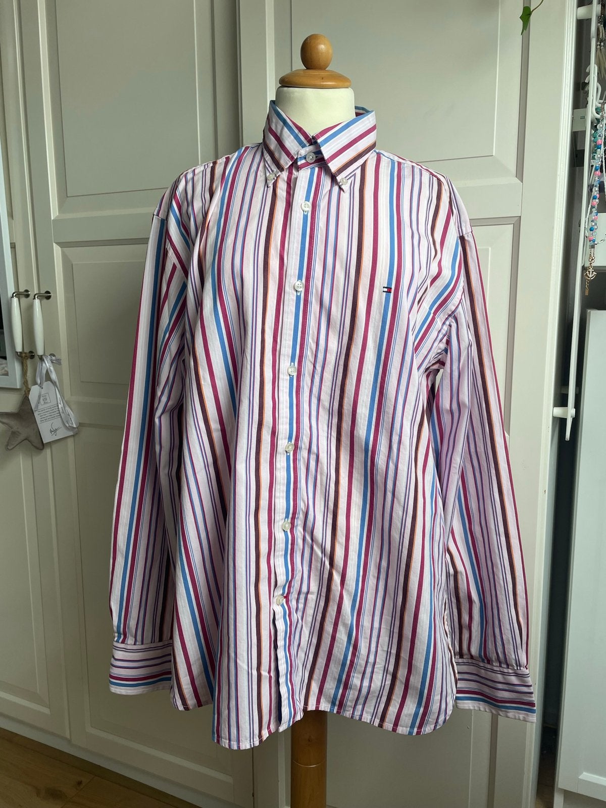 Tommy hilfiger overhemd maat L, Kleding | Heren, Ophalen of Verzenden, Zo goed als nieuw, Roze, Halswijdte 41/42 (L)