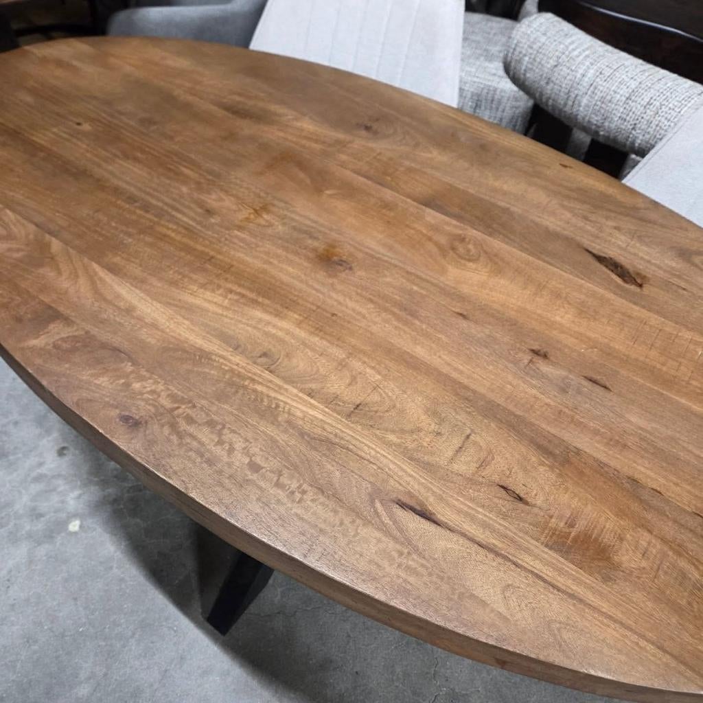 Ovale Eettafel Yannick Mango met staal van Sohome, Ophalen