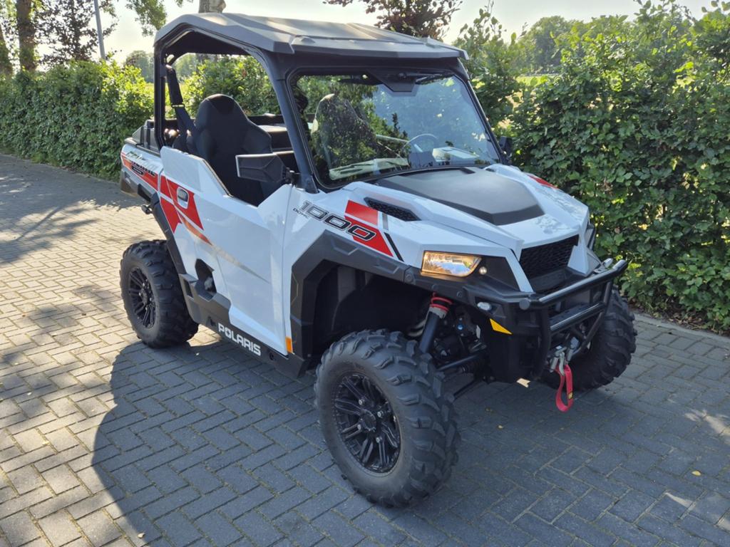 Polaris General 1000cc Auto Kenteken L7e