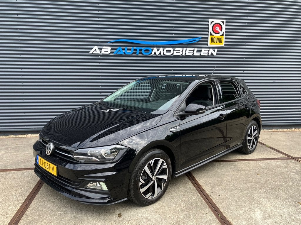 Volkswagen Polo 1.0 TSI Highline R-LINE/ CARPLAY, Auto's, Voorwielaandrijving, Met garantie (alle), Zwart, Origineel Nederlands